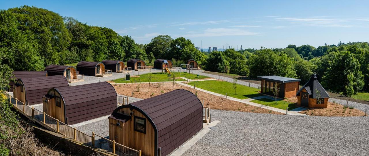 Weedingshall Lodges Falkirk Exterior foto